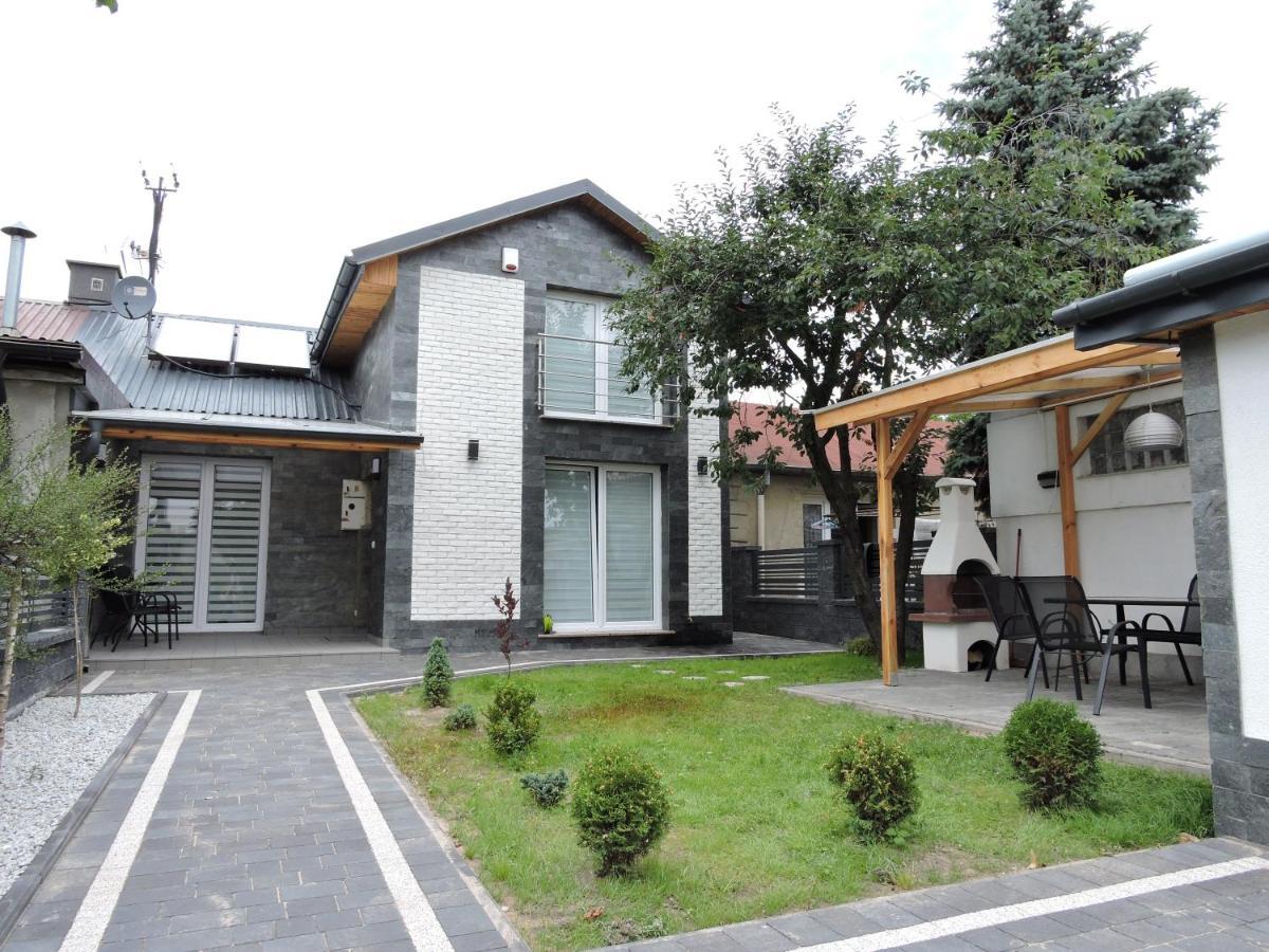 Domek Pod Warszawa Z Sauna 라신 외부 사진