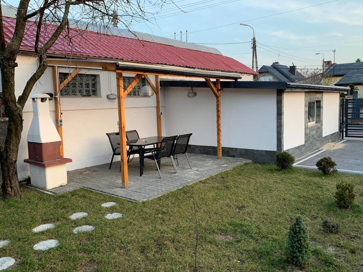 Domek Pod Warszawa Z Sauna 라신 외부 사진