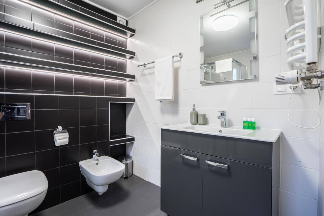 Domek Pod Warszawa Z Sauna 라신 외부 사진